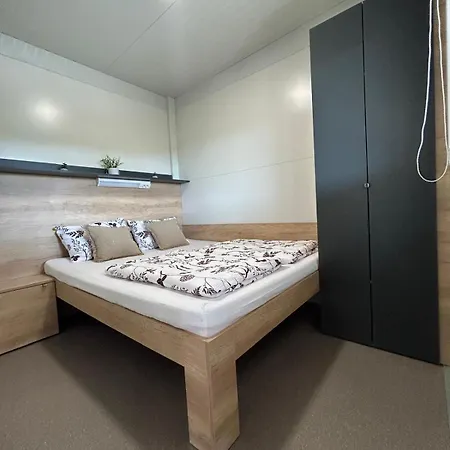 Kamp alanı Mobile Vilmaris Pakoštane